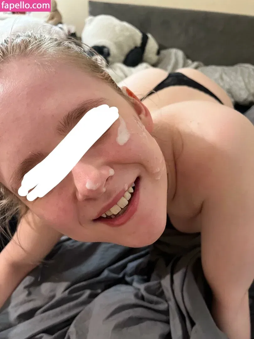 AbbiGilx Onlyfans Photo Gallery 