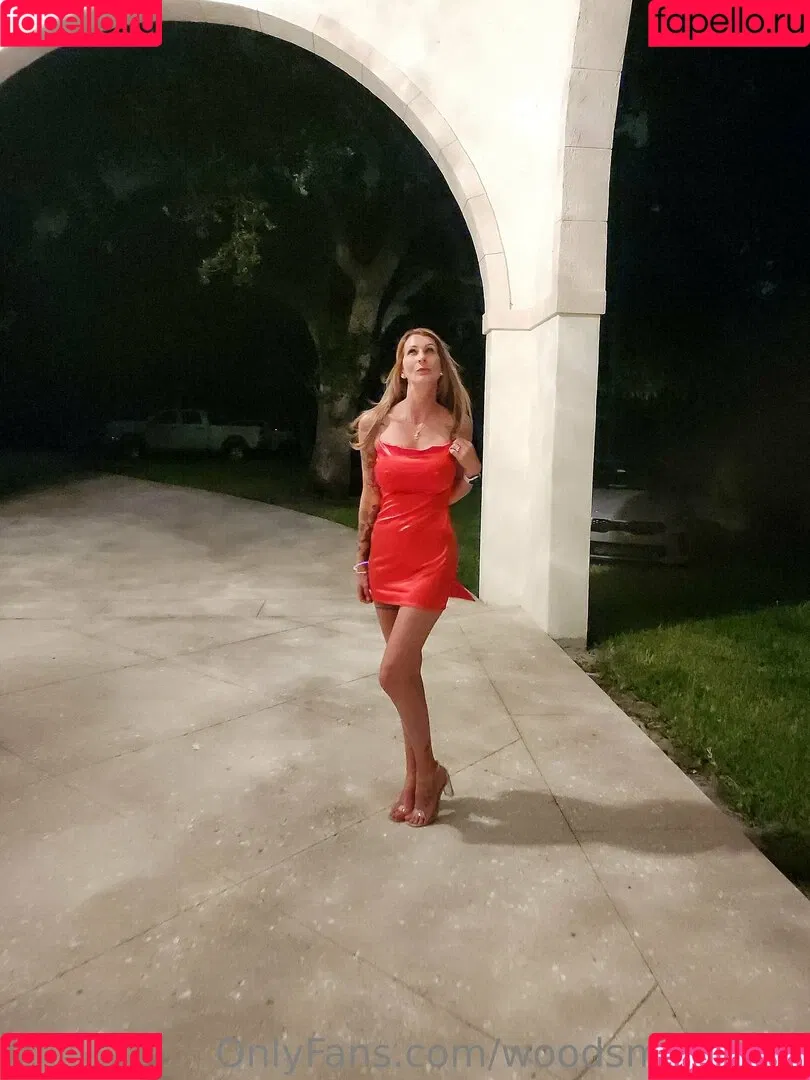 woodsman-wife Onlyfans Photo Gallery 