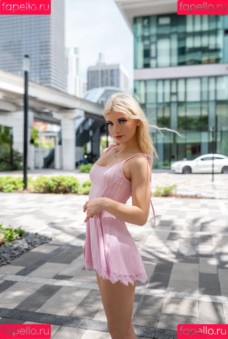 Chlostar Onlyfans Photo Gallery 