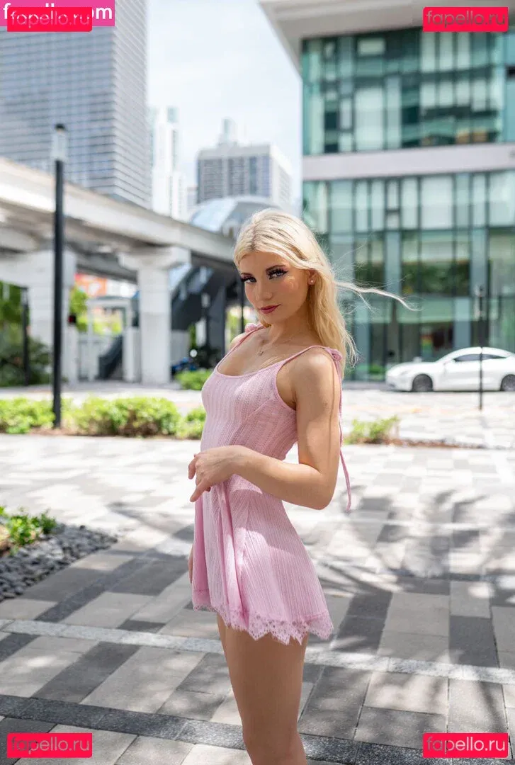 Chlostar Onlyfans Photo Gallery 