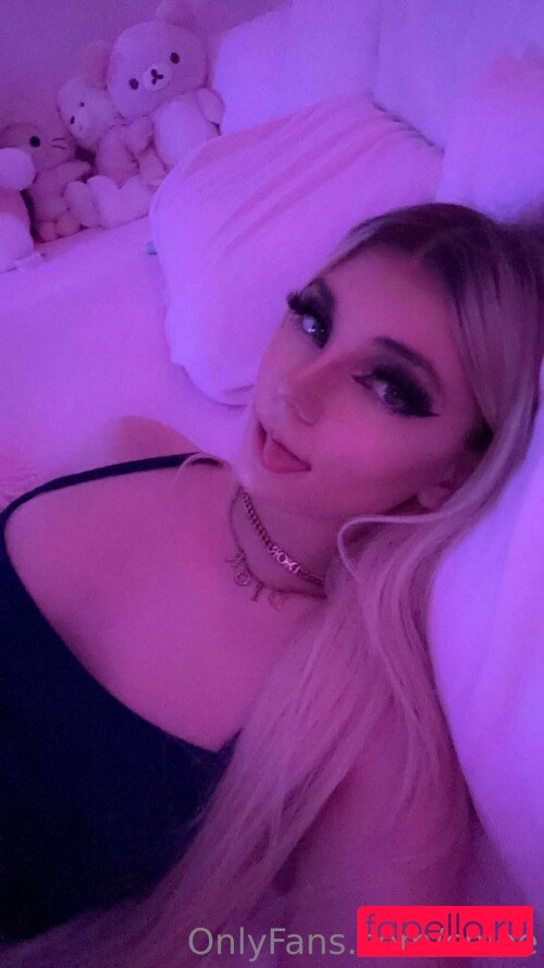Chlostar Nude Onlyfans Photo 39