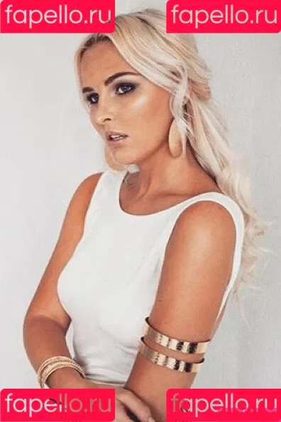 Jana Riva Onlyfans Photo Gallery 