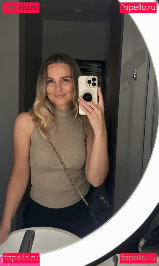 Jana Riva Onlyfans Photo Gallery 