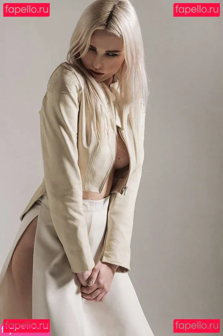 Jana Riva Onlyfans Photo Gallery 