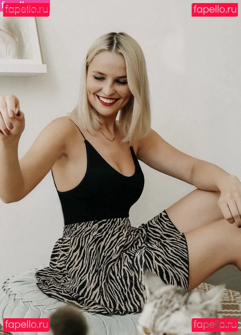 Jana Riva Onlyfans Photo Gallery 