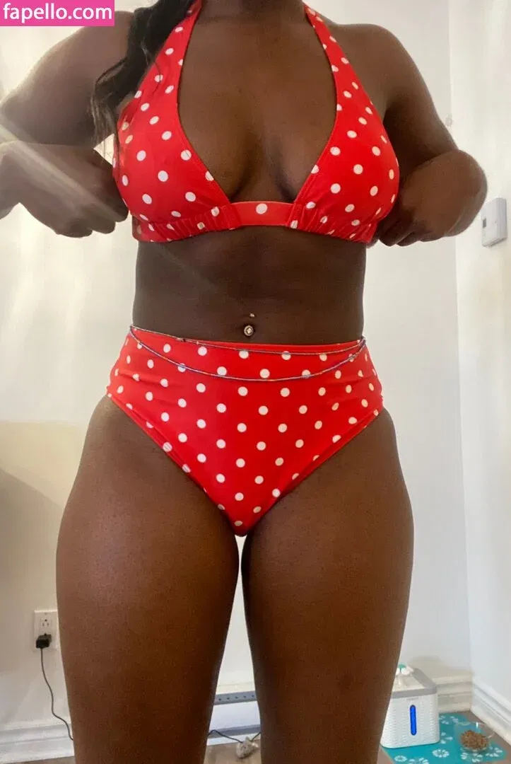 Kenicherie Onlyfans Photo Gallery 