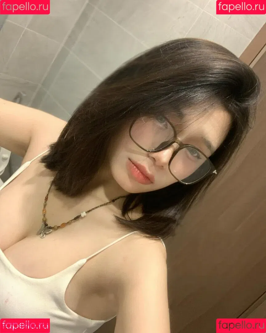 Khanh Linh Onlyfans Photo Gallery 