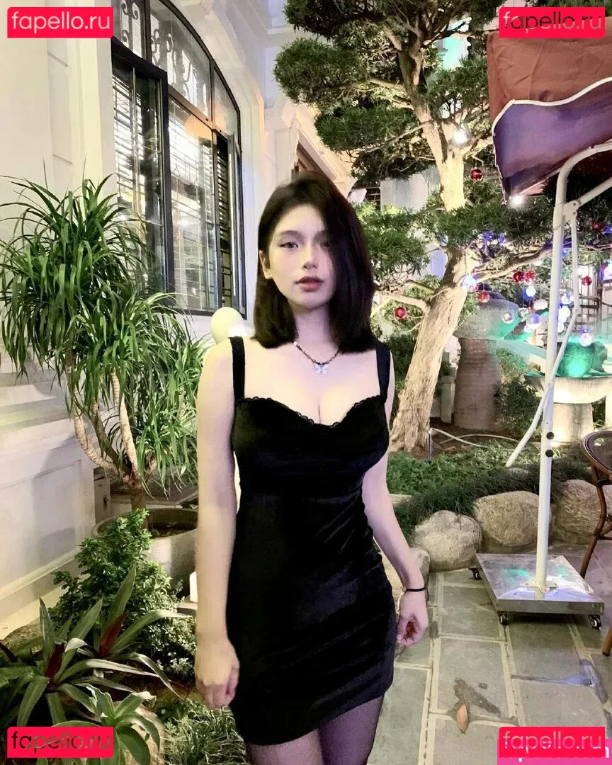 Khanh Linh Onlyfans Photo Gallery 