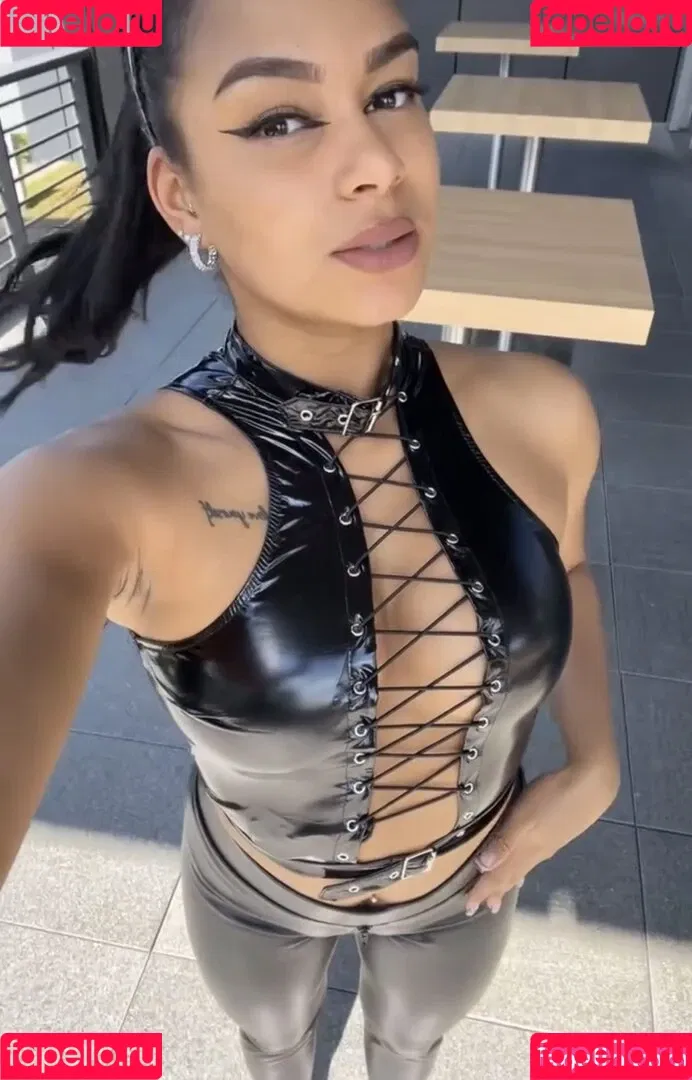 Zenaexclusive Onlyfans Photo Gallery 