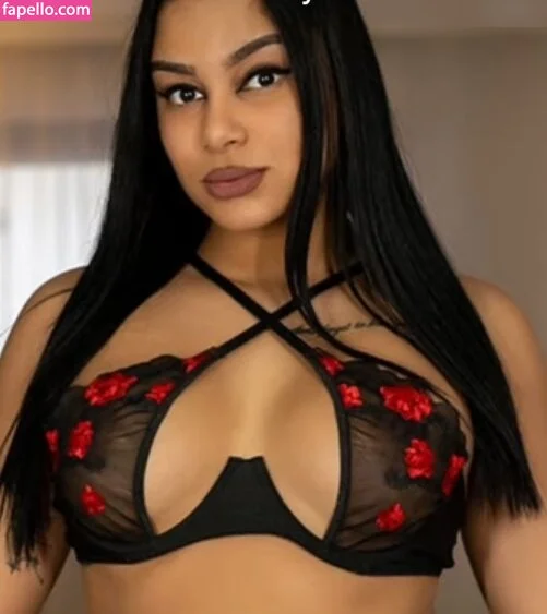 Zenaexclusive Onlyfans Photo Gallery 