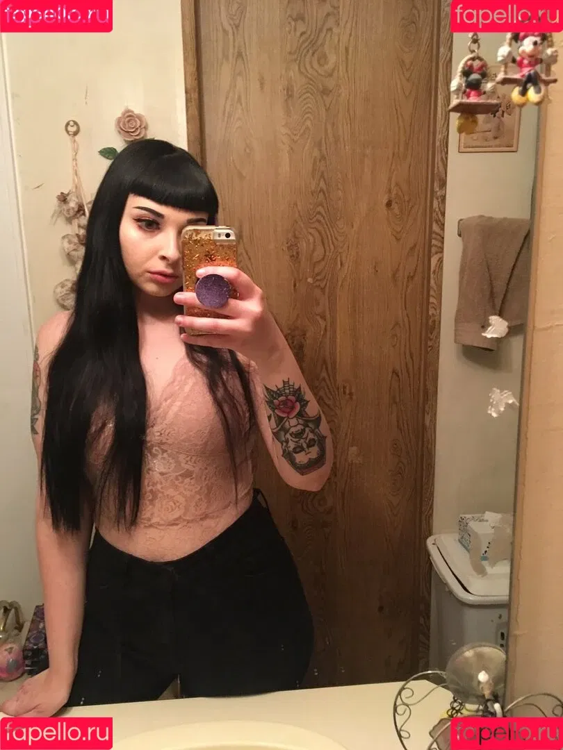 Critterqueeen Onlyfans Photo Gallery 
