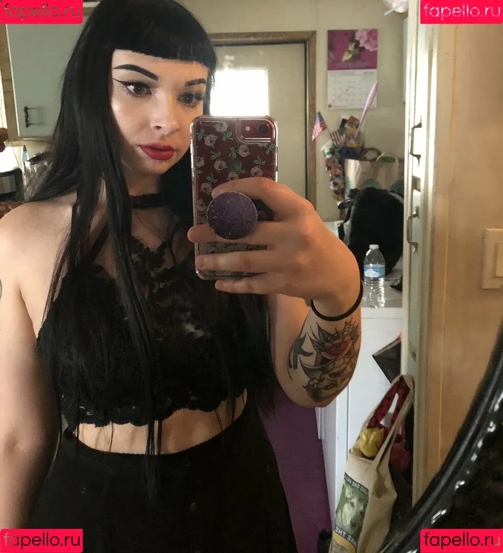 Critterqueeen Onlyfans Photo Gallery 