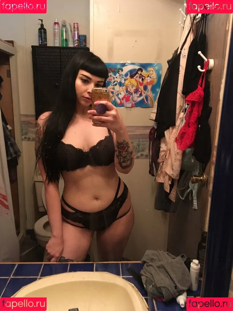 Critterqueeen Onlyfans Photo Gallery 