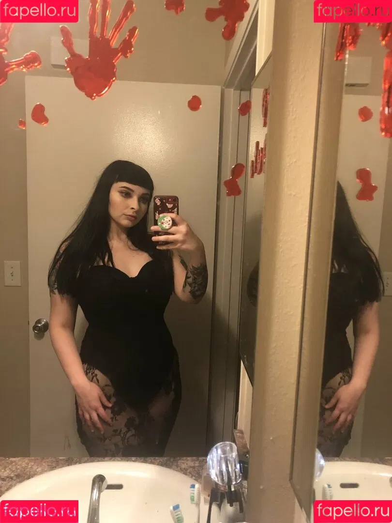 Critterqueeen Onlyfans Photo Gallery 