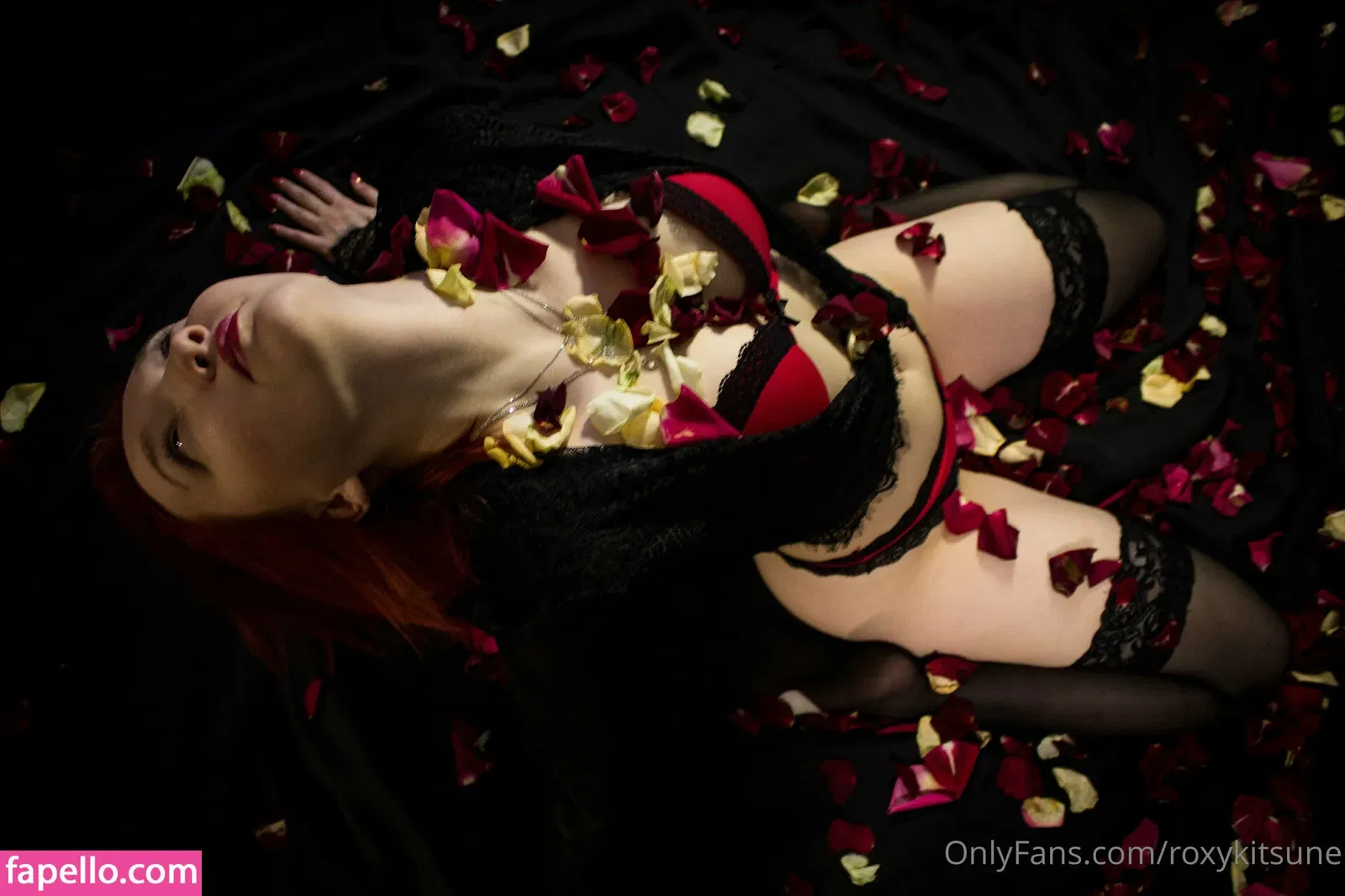 roxykitsune Onlyfans Photo Gallery 