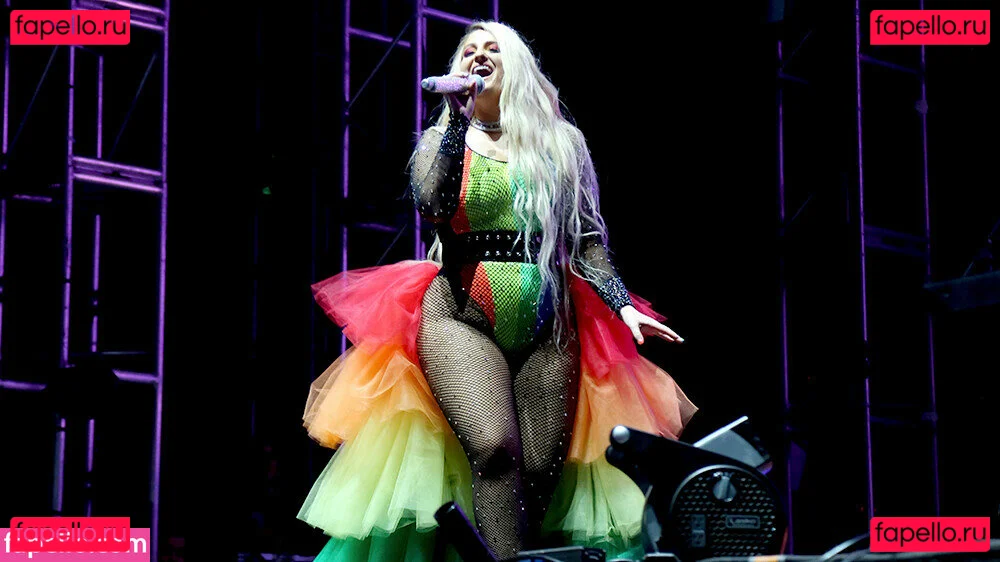 Meghan Trainor Onlyfans Photo Gallery 