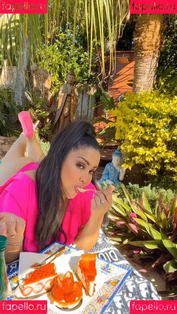 Carolina Sandoval Onlyfans Photo Gallery 