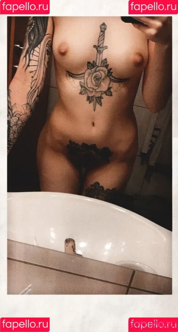 Maskentraegerin Onlyfans Photo Gallery 