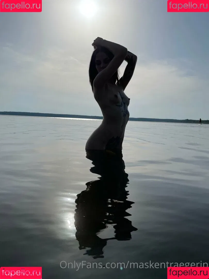 Maskentraegerin Onlyfans Photo Gallery 