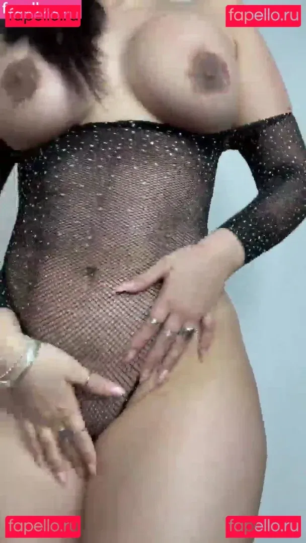 Vivi Tarantino Onlyfans Photo Gallery 