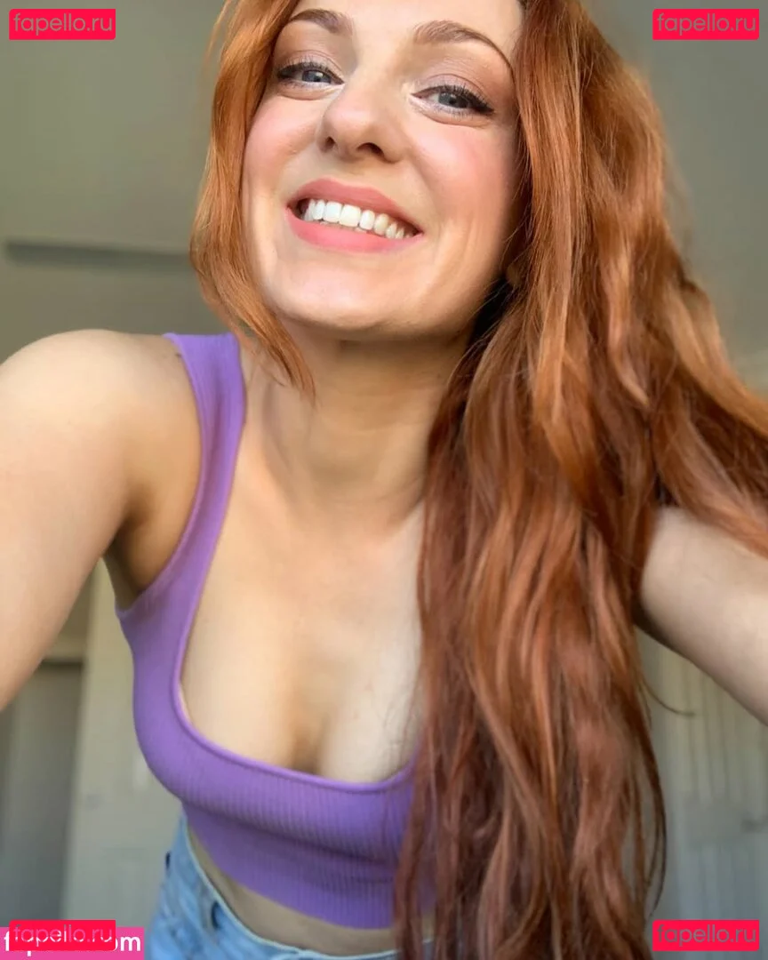 Emily Kristopher Onlyfans Photo Gallery 