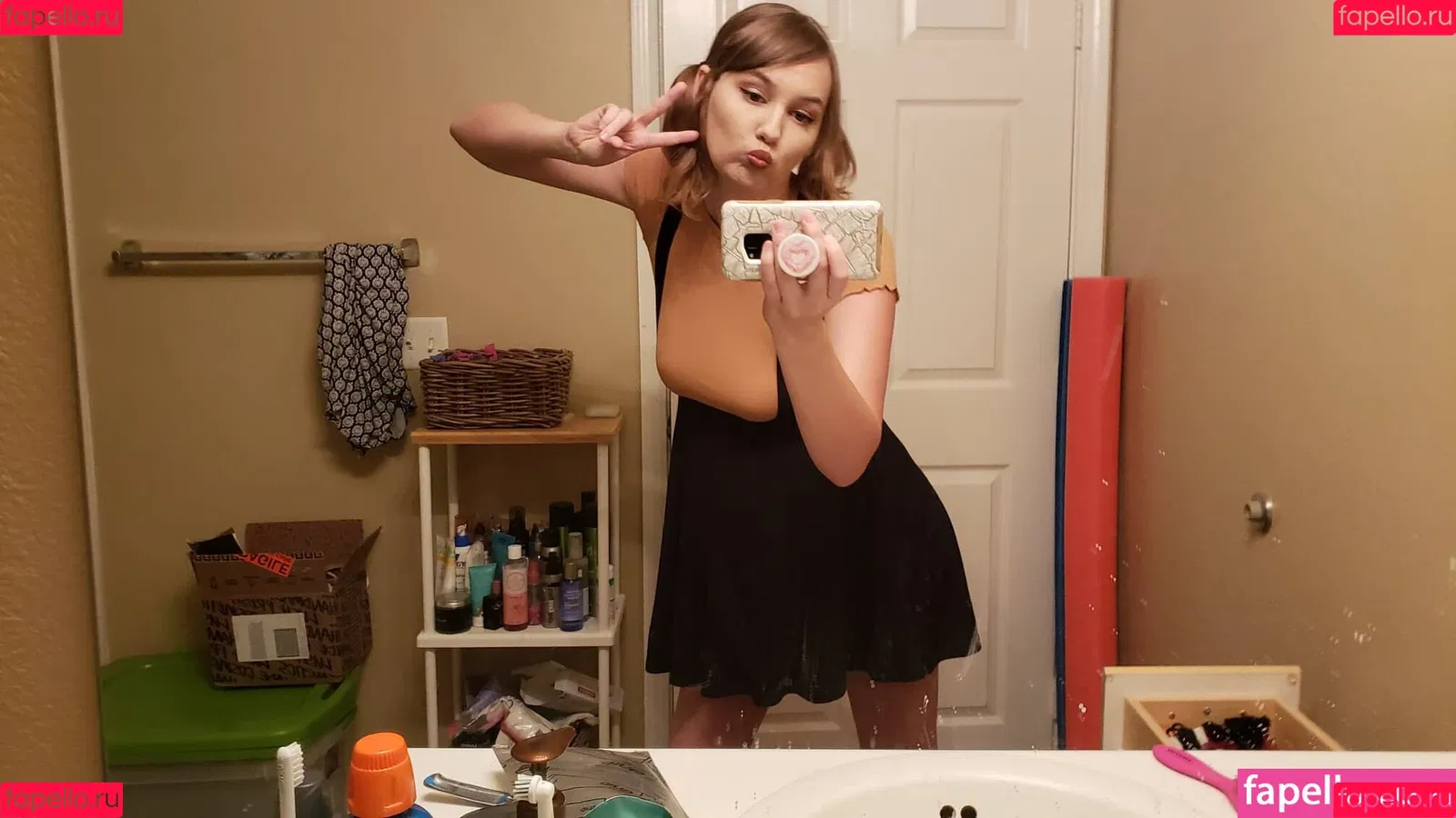 softlygaloshes Onlyfans Photo Gallery 