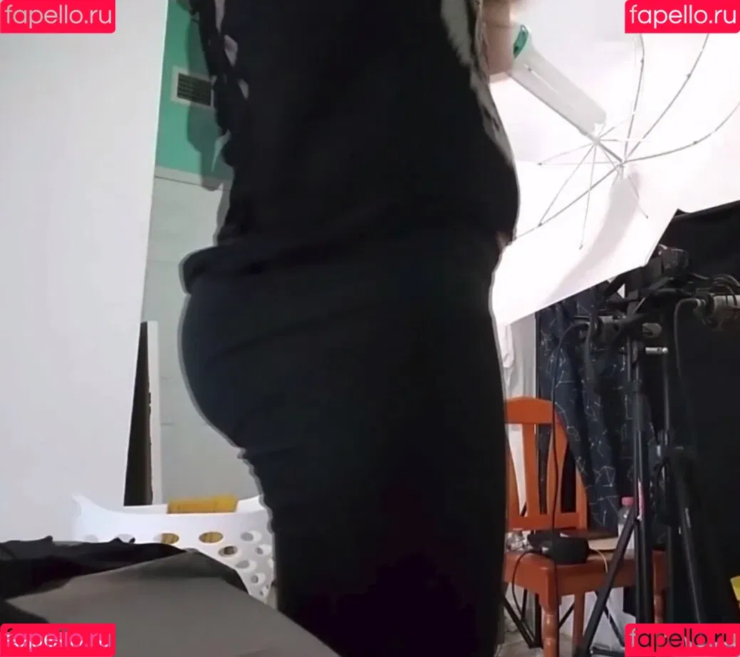 softlygaloshes Onlyfans Photo Gallery 
