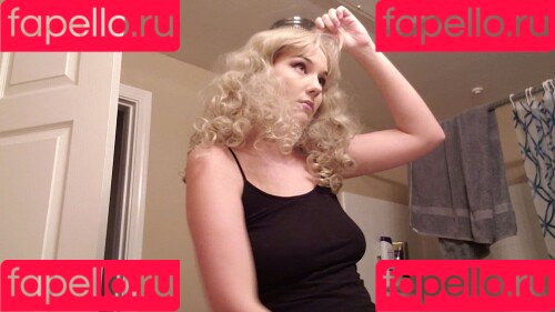 softlygaloshes Onlyfans Photo Gallery 