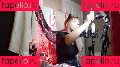 softlygaloshes Onlyfans Photo Gallery 