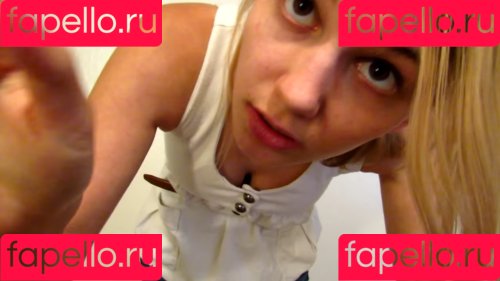 softlygaloshes Onlyfans Photo Gallery 