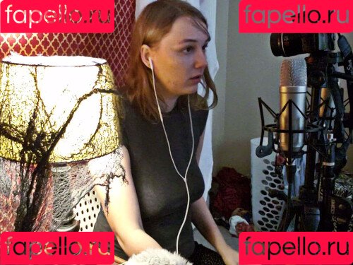 softlygaloshes Onlyfans Photo Gallery 