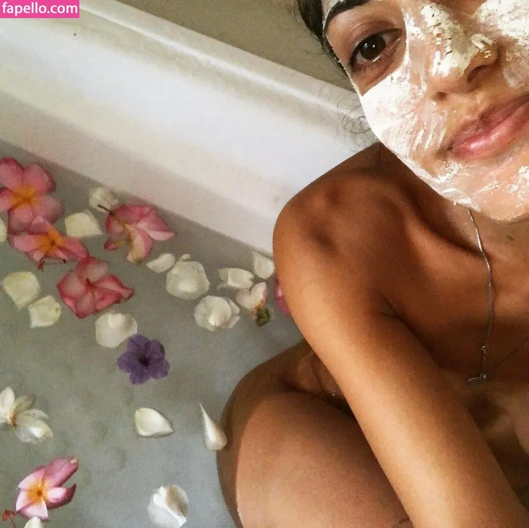 charlenaishani Onlyfans Photo Gallery 