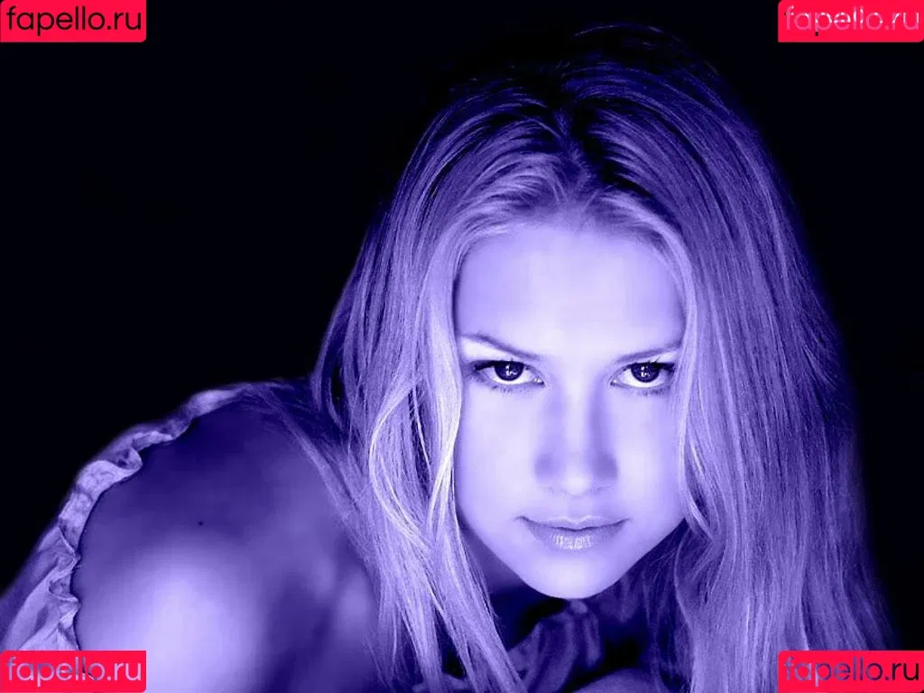 Anna Kournikova Onlyfans Photo Gallery 