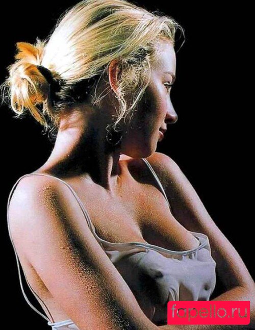 Anna Kournikova Nude Onlyfans Photo 29