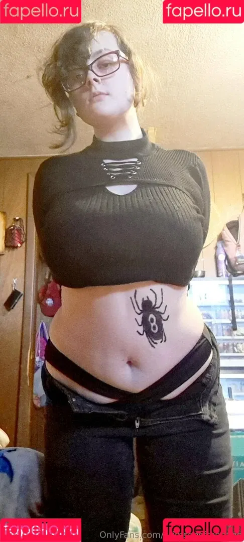 crimsonsfreepage Onlyfans Photo Gallery 