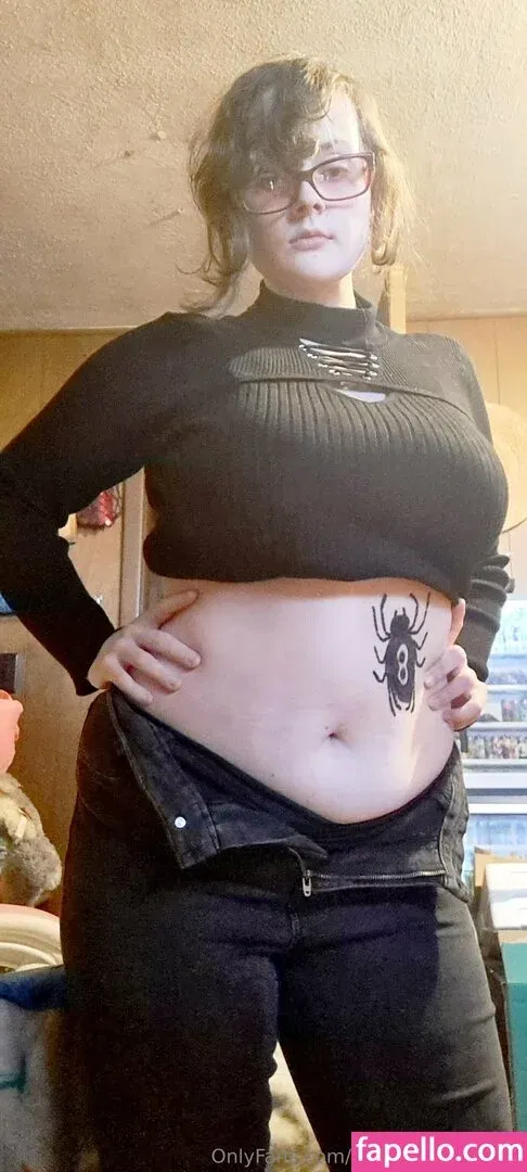 crimsonsfreepage Onlyfans Photo Gallery 