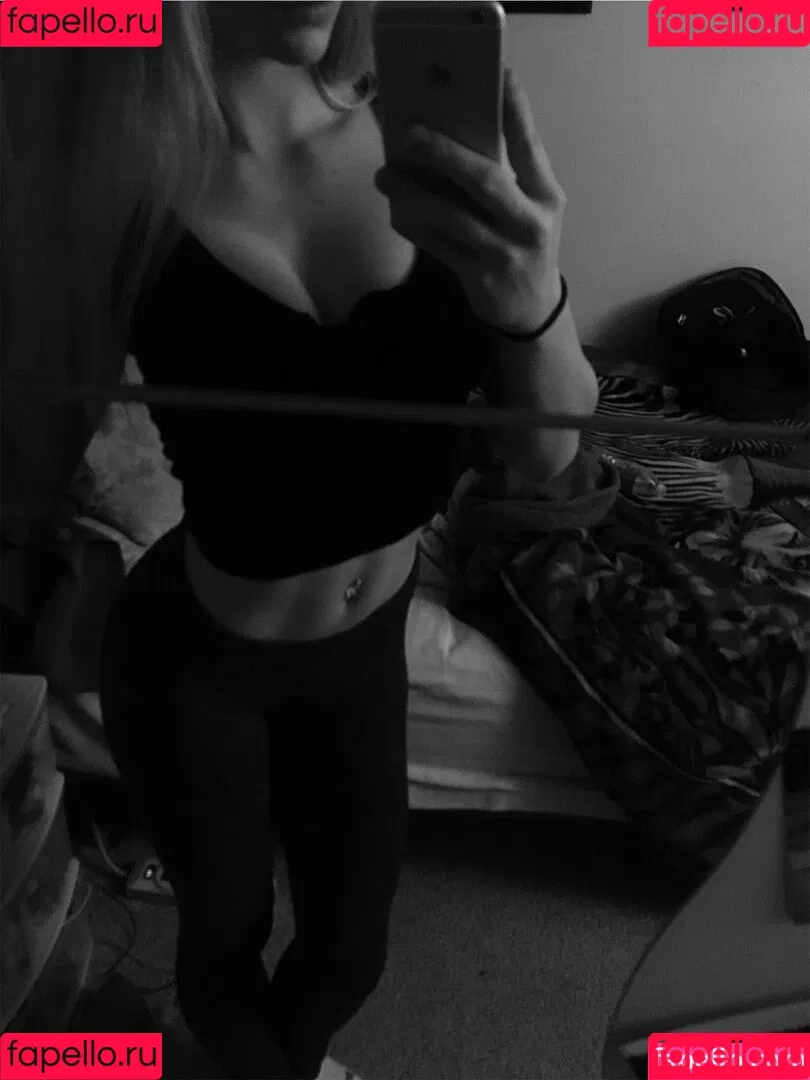 Taylor Flewin Onlyfans Photo Gallery 