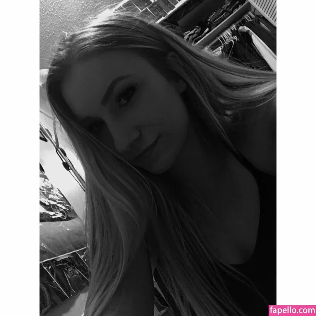 Taylor Flewin Onlyfans Photo Gallery 