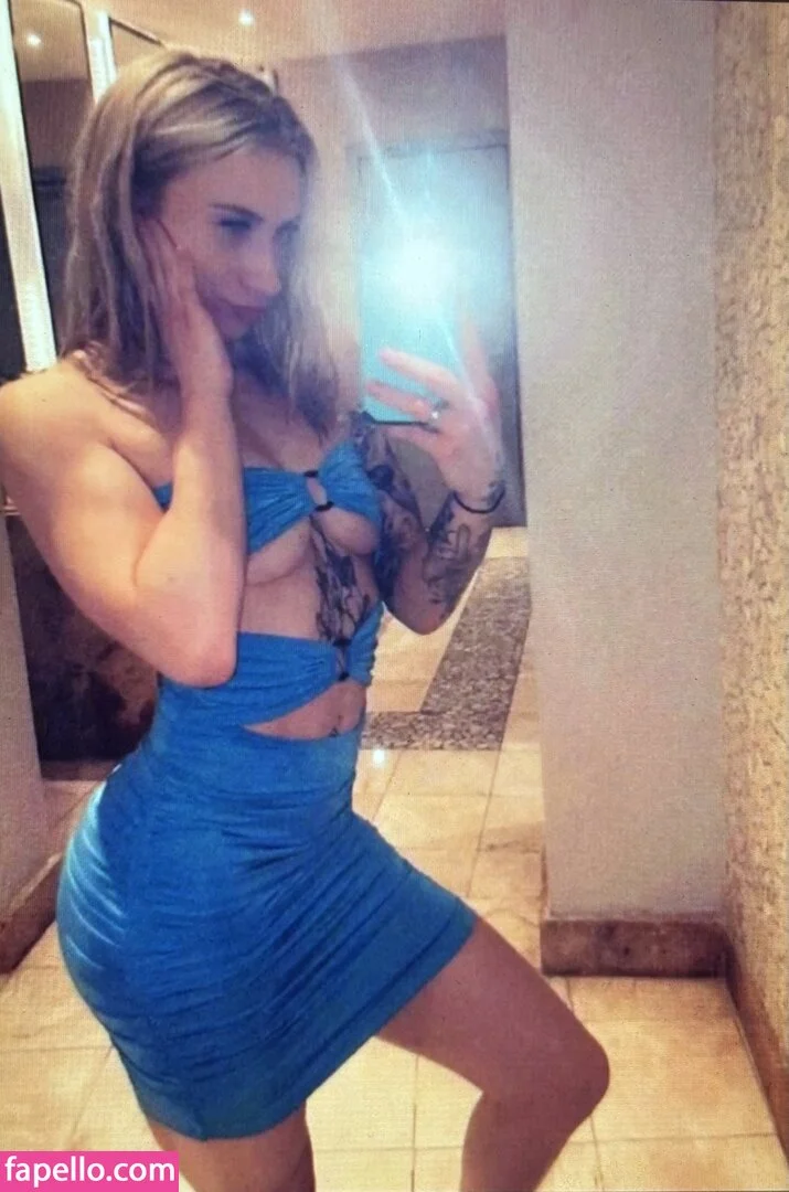 Taylor Flewin Onlyfans Photo Gallery 