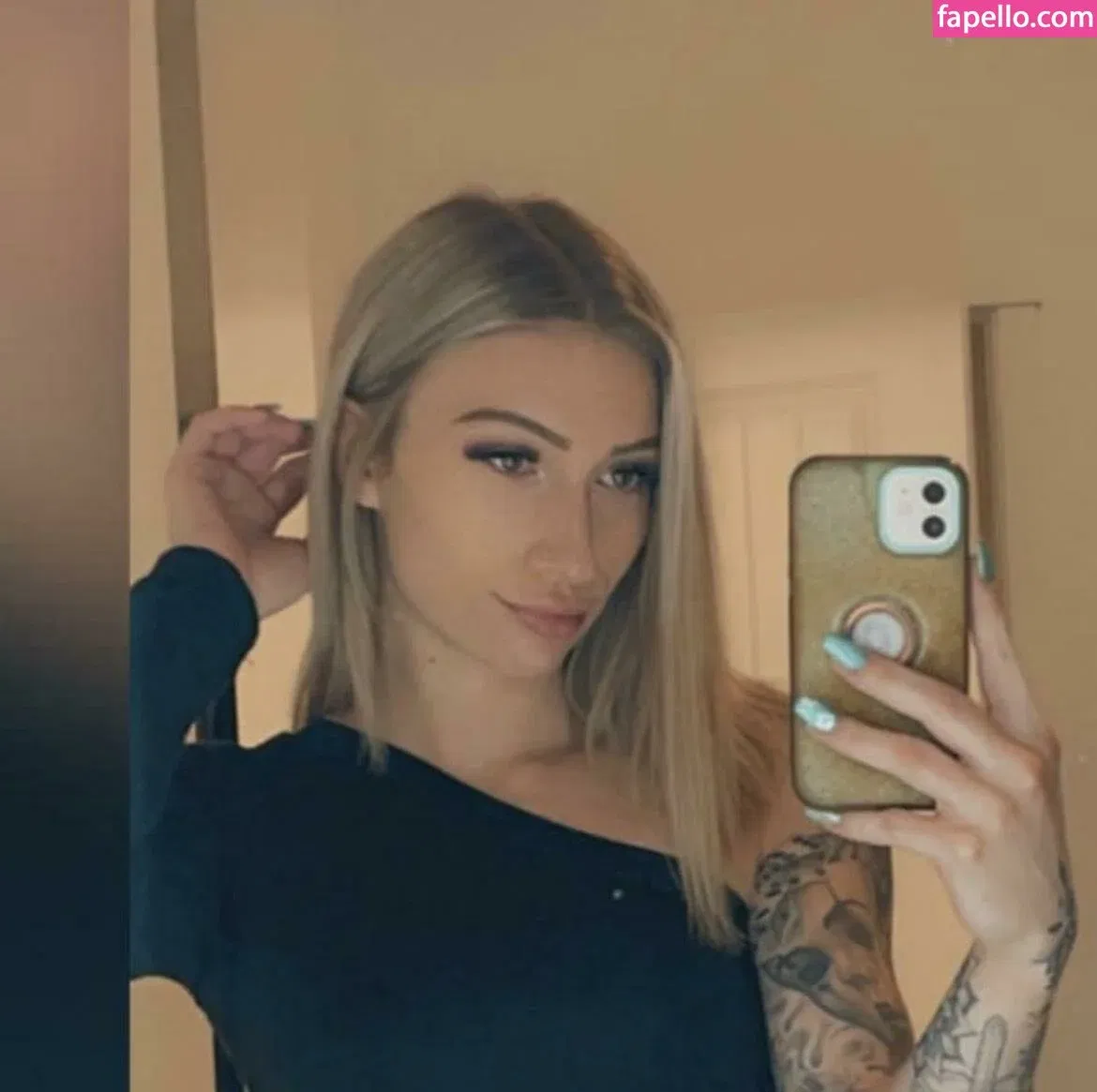 Taylor Flewin Onlyfans Photo Gallery 