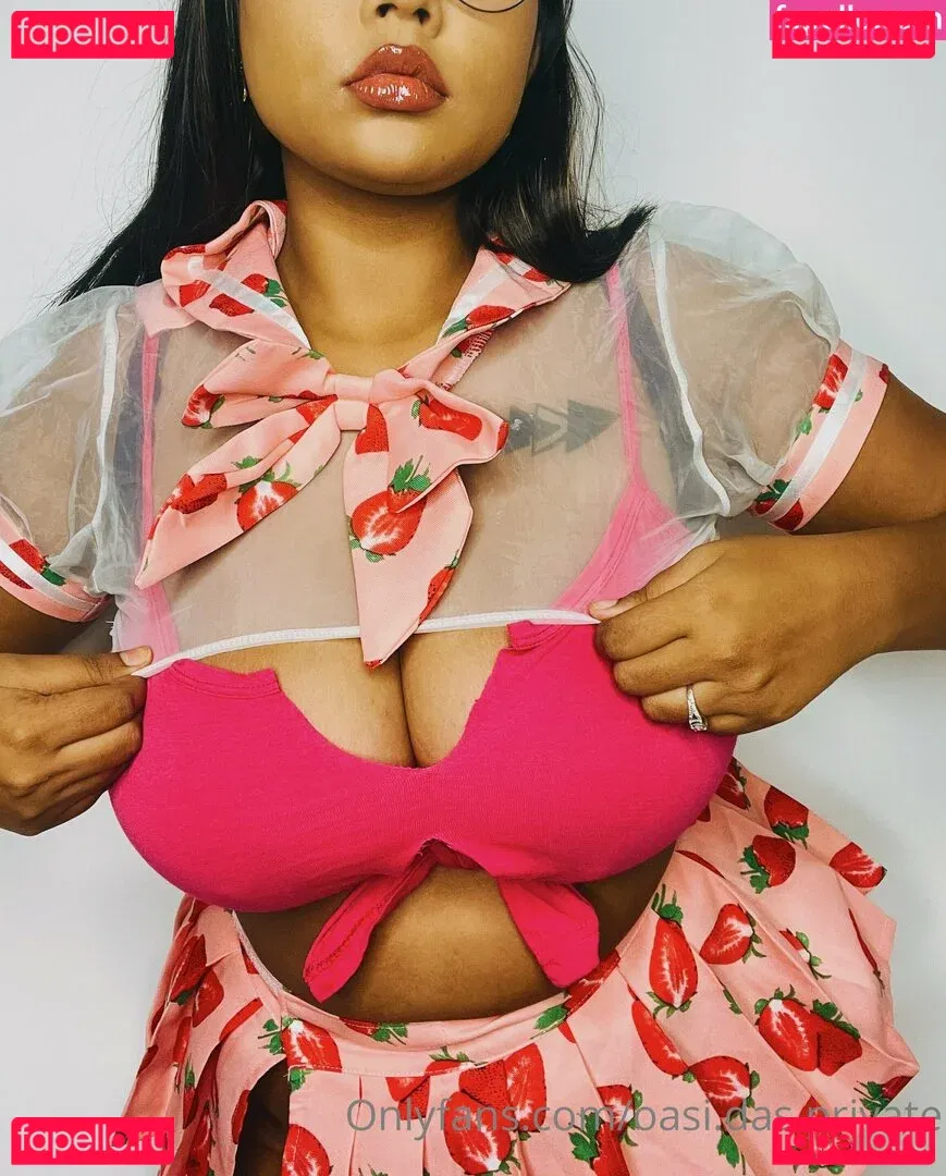 Oasi Das Onlyfans Photo Gallery 