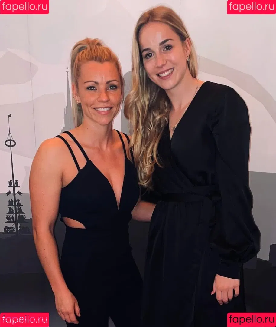 Linda Dallmann Onlyfans Photo Gallery 
