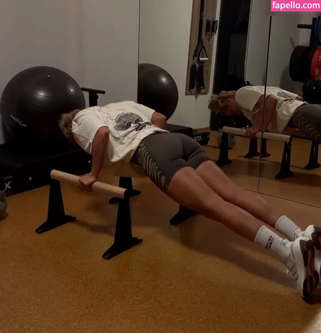 Linda Dallmann Onlyfans Photo Gallery 