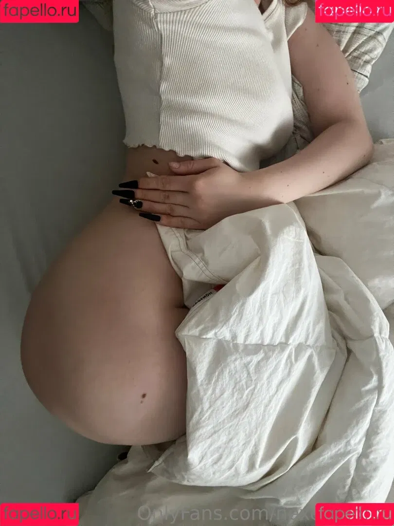 Nexeyredfox Onlyfans Photo Gallery 