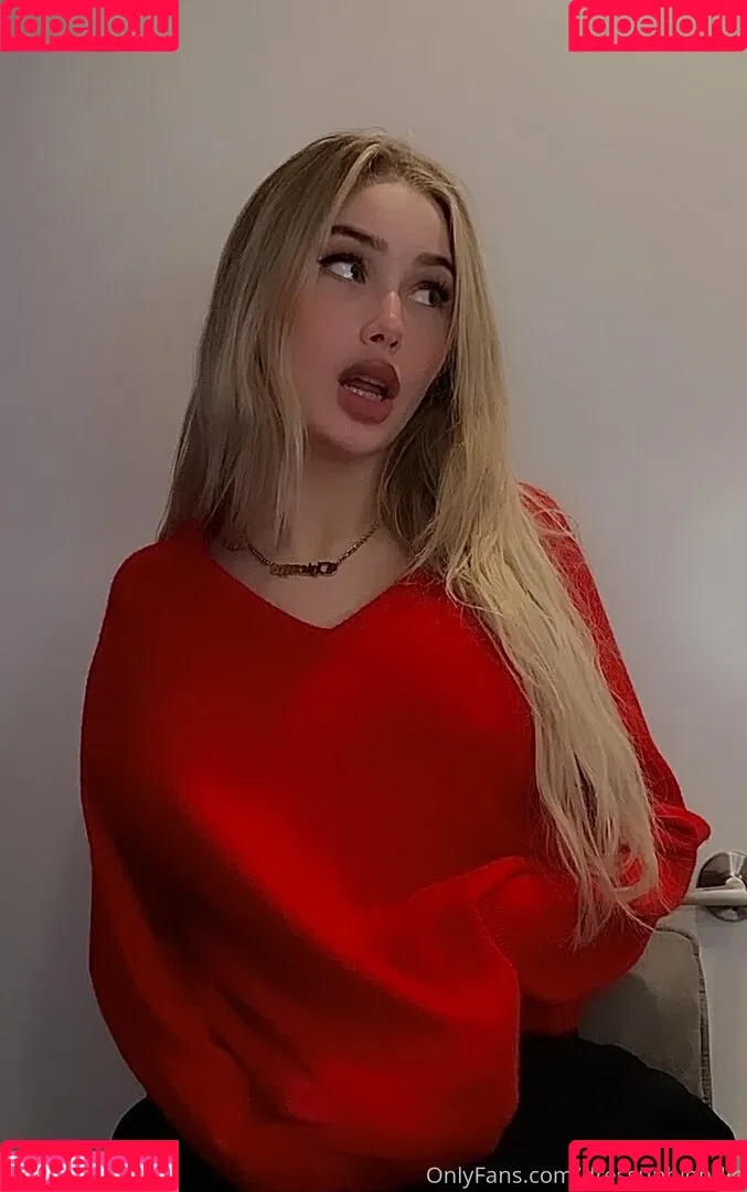 Dressupblondie Onlyfans Photo Gallery 