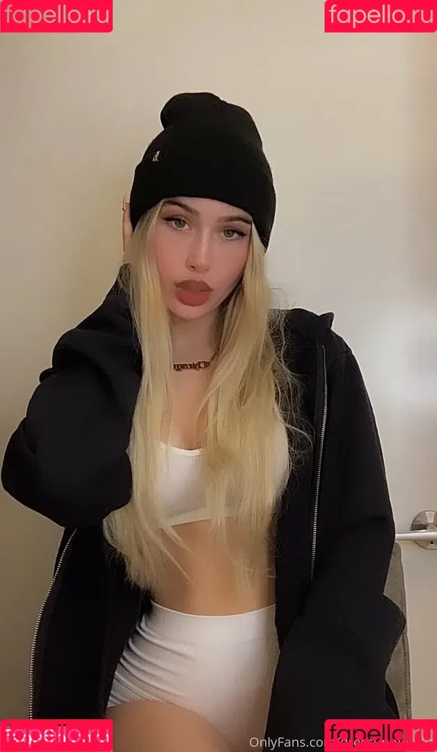 Dressupblondie Onlyfans Photo Gallery 