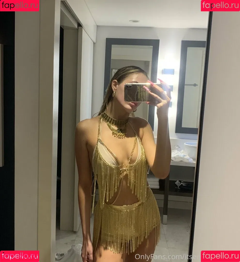 Dressupblondie Onlyfans Photo Gallery 