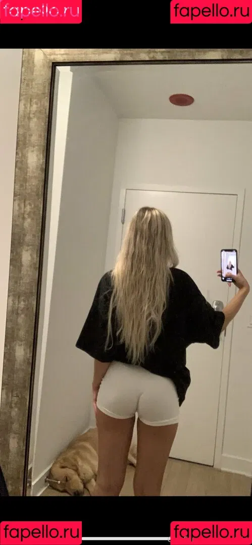 Dressupblondie Onlyfans Photo Gallery 