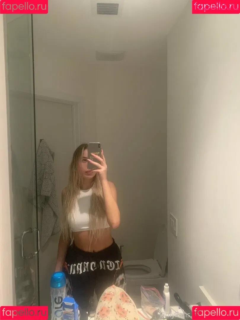 Dressupblondie Onlyfans Photo Gallery 