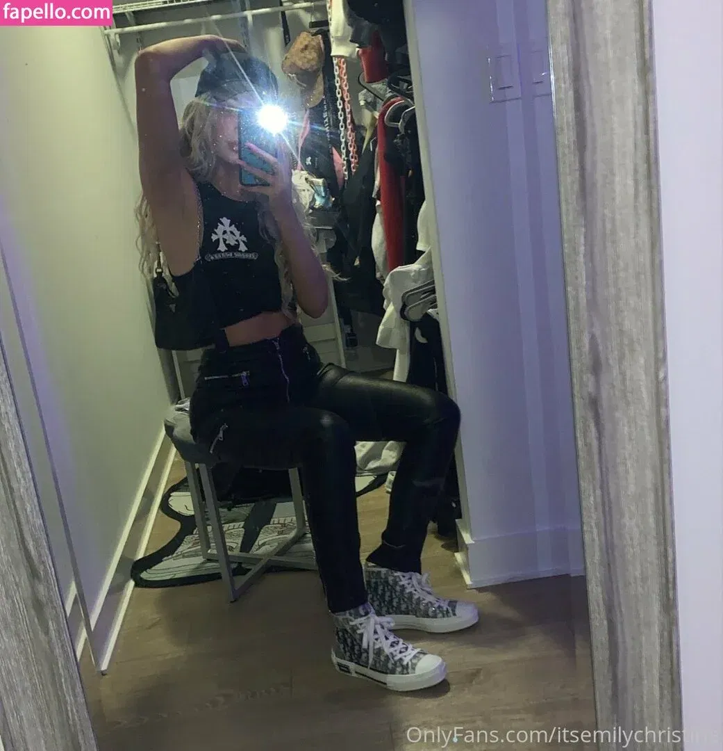 Dressupblondie Onlyfans Photo Gallery 